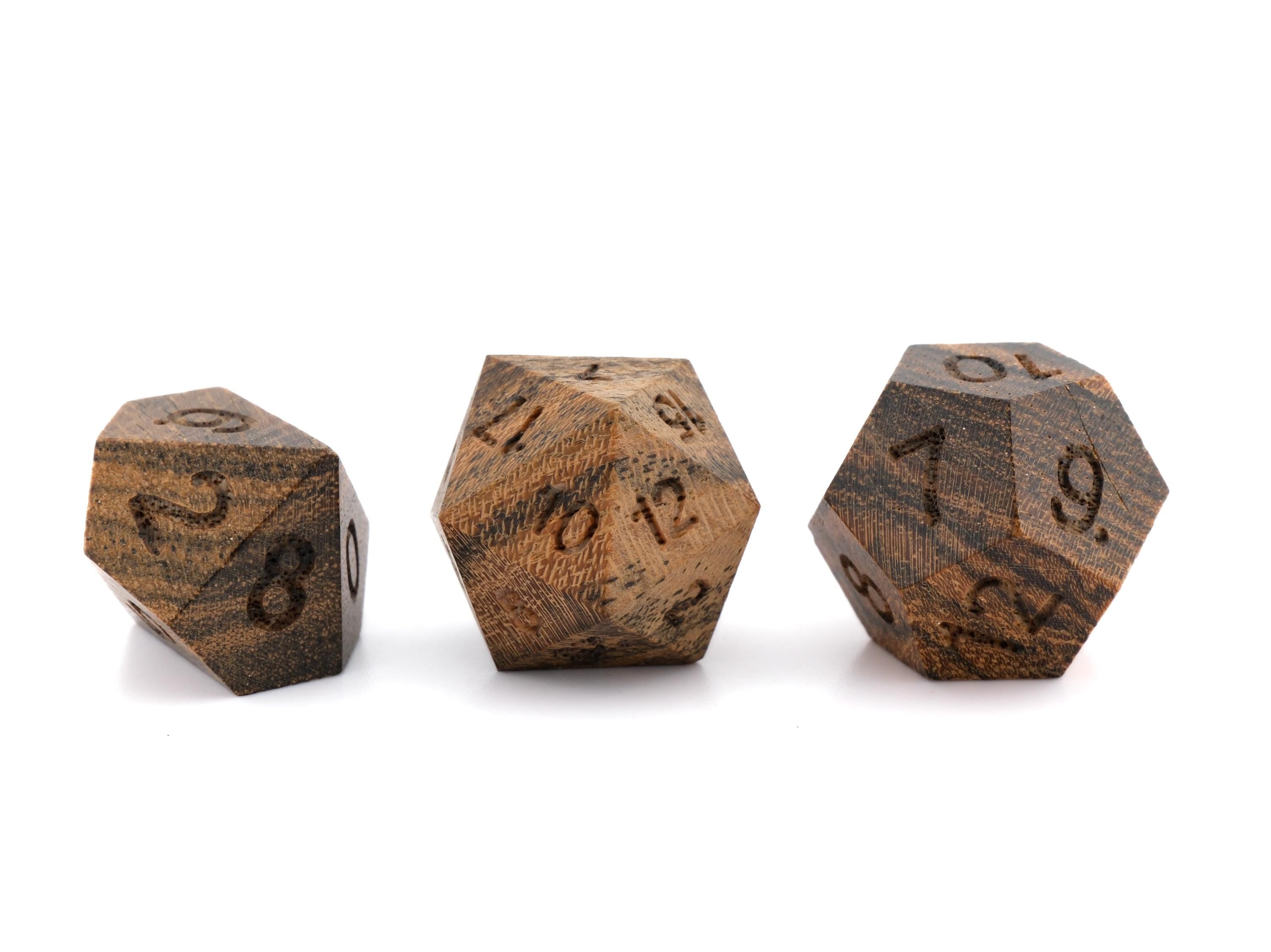 Sandalwood DnD Dice Set: 7-Piece Golden Wood RPG Dice