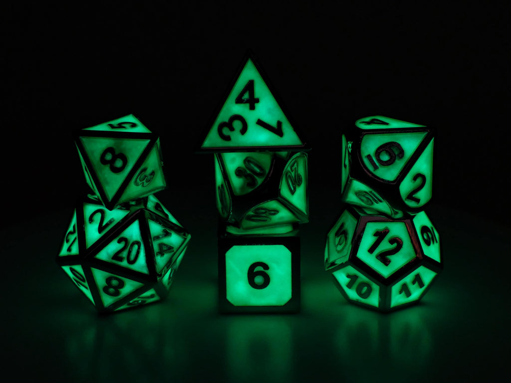 Glow In The Dark Metal Dice Set: 7 Piece Bordered RPG Dice
