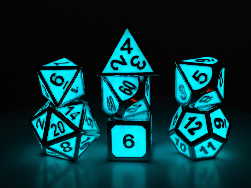 Glow In The Dark Metal Dice Set: 7 Piece Bordered RPG Dice