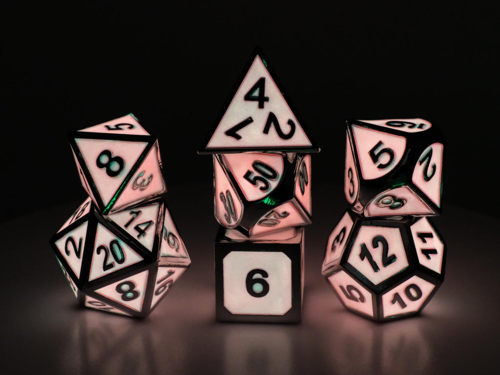 Glow In The Dark Metal Dice Set: 7 Piece Bordered RPG Dice