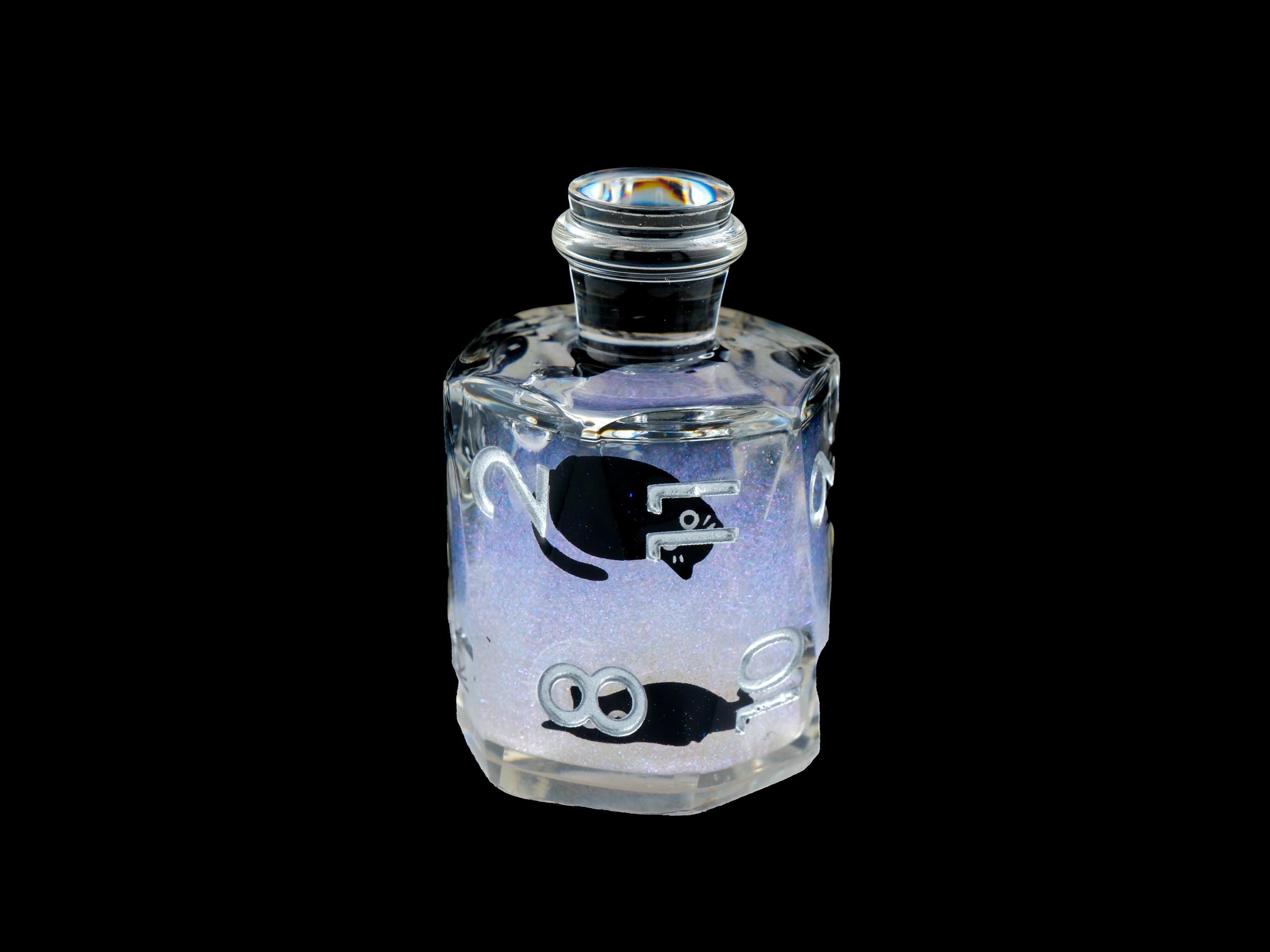 Cat Potion Bottle Liquid Core DnD Dice Set | 7 Piece RPG Dice | Black Kitty | Magical Liquid | Dungeons & Dragons | Tabletop RPG | Nerdy Gif