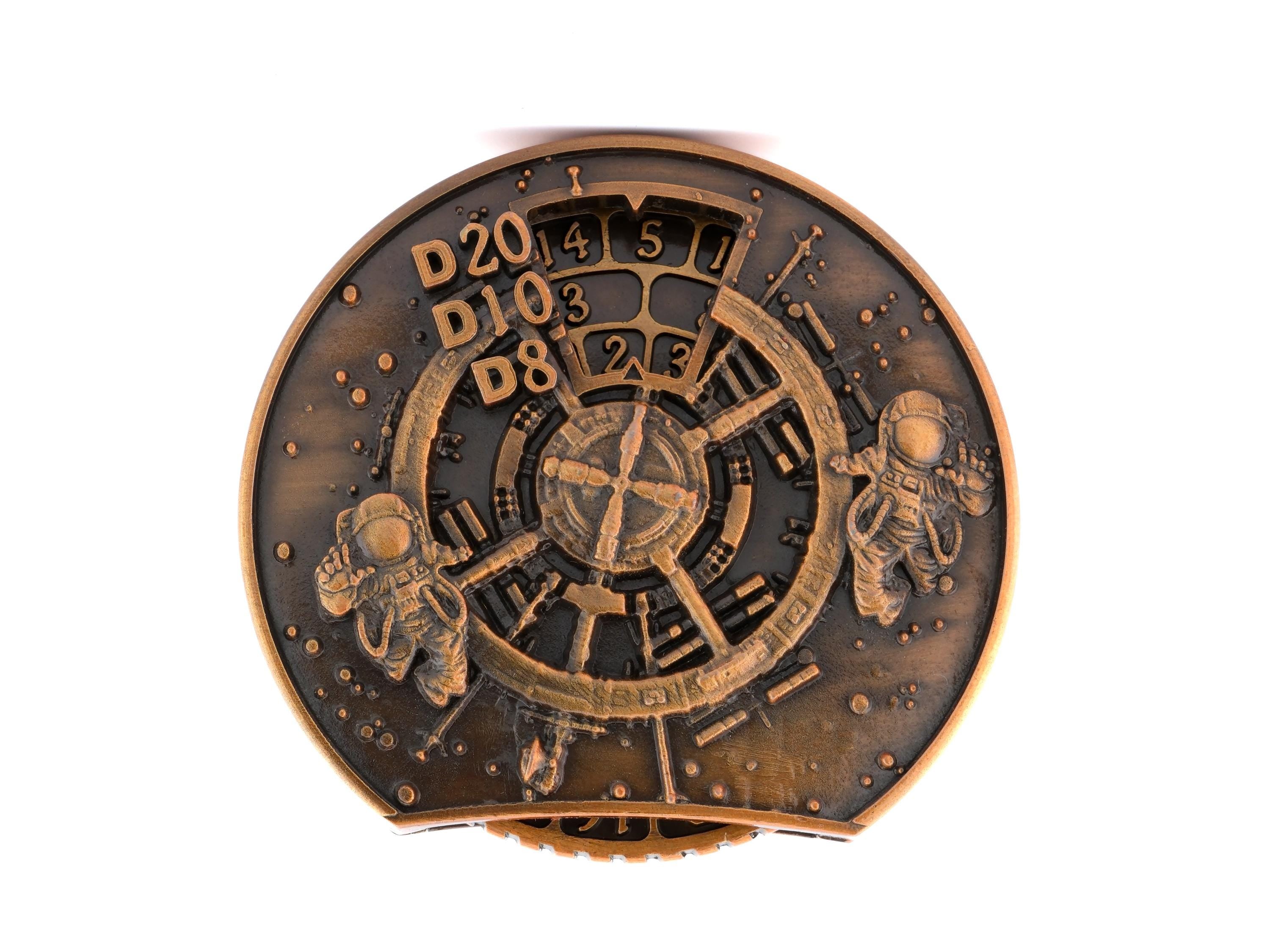Spacewalk Metal Spinning DnD Dice: 7 in 1 Astronaut Fidget Spinner RPG Dice
